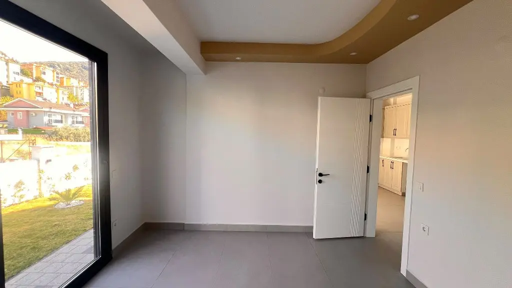 Spacious room